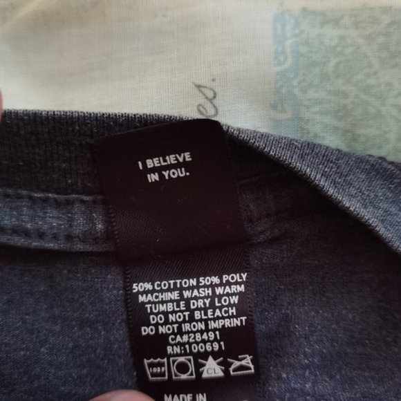 Hurley short sleeved gray logo t-shirt - Picture 4 of 4